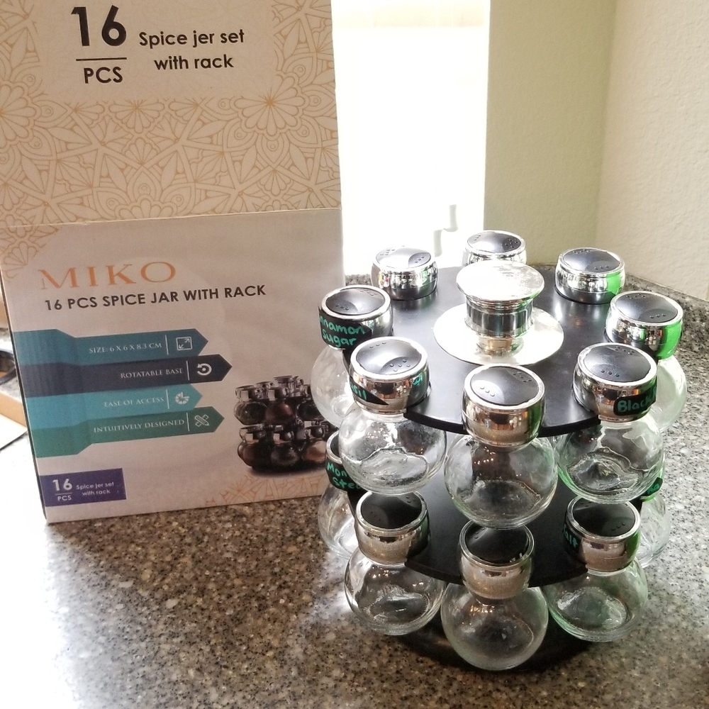 Miko 16pc Rotating Glass Spice Jar Set
